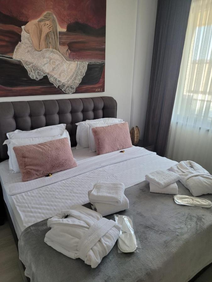 Alessia Lux Apartament Prima Linie Malul Marii Navodari Exterior photo
